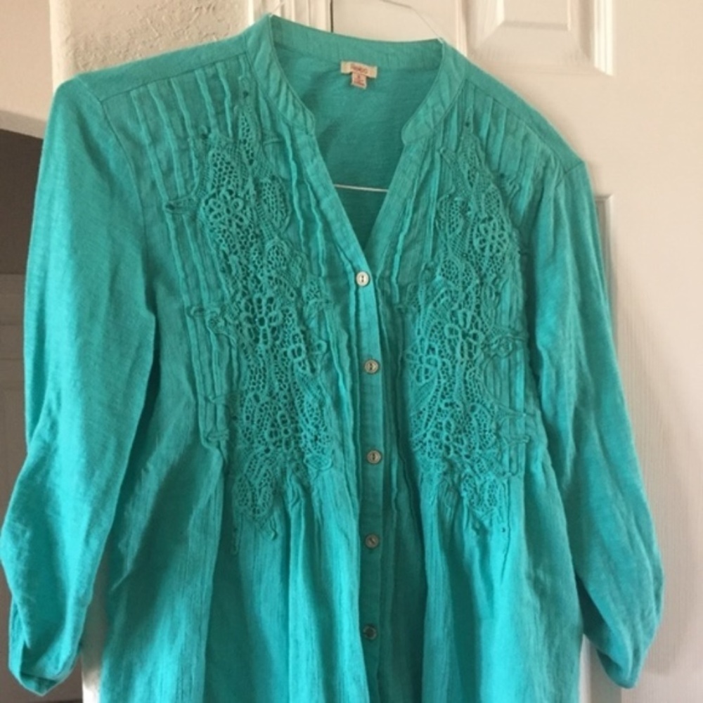 REBA Embellished Lace turquoise top S